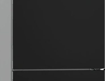 Freistehende Miele Kühl-Gefrierkombination – schwarze Front (Produktansicht)