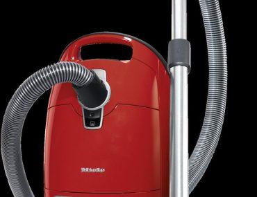 Miele Staubsauger mit Beutel – Beispiel Complete C3 (Produktansicht)